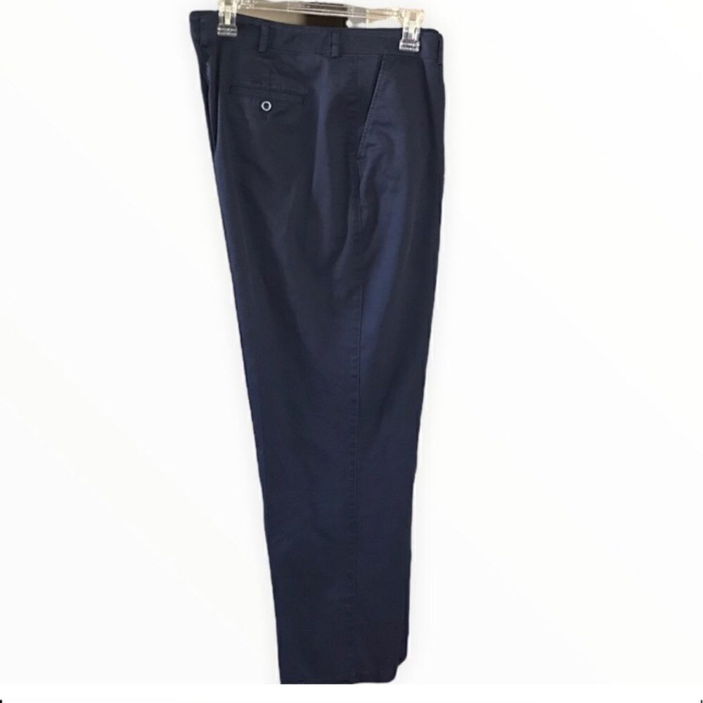 L.L. Beanย Navy Size 16 RegularโPants With 30โโInseam
